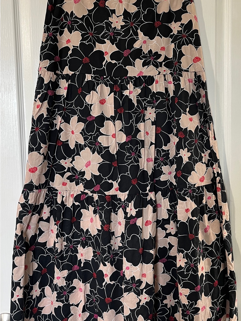 Who What Wear Black Maxi Skirt with Cream and Pink Floral Print